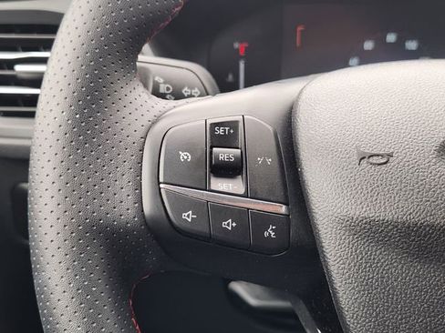 Used 2025 Ford Escape ST-Line AWD/4WD image 22