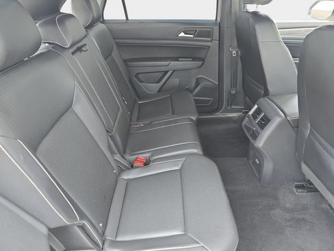 Used 2020 Volkswagen Atlas Cross Sport SE AWD/4WD image 13