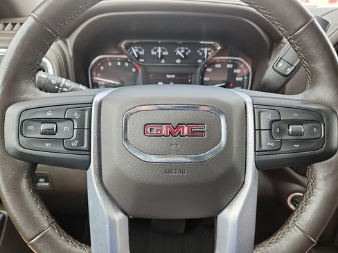 Used 2021 GMC Sierra 1500 SLT AWD/4WD image 24