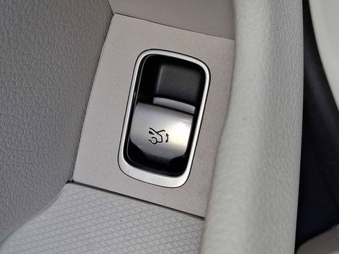 Certified 2023 Mercedes-Benz EQS 450+ 4MATIC SUV w/ AMG Line Exterior Package image 23