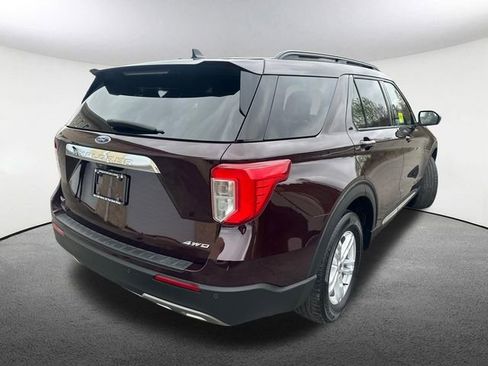 Used 2022 Ford Explorer XLT w/ Equipment Group 202A AWD/4WD image 15
