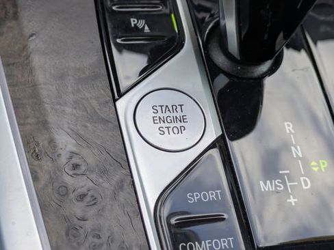 Used 2022 BMW X5 xDrive40i w/ Premium Package image 30