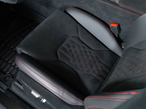 Used 2024 Lamborghini Urus Performante image 40