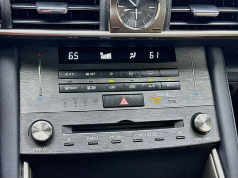 Used 2020 Lexus IS 300 F Sport w/ F Sport Package RWD image 12