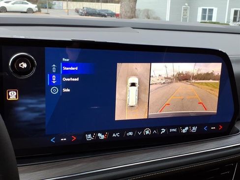 New 2026 Chevrolet Suburban Premier image 26