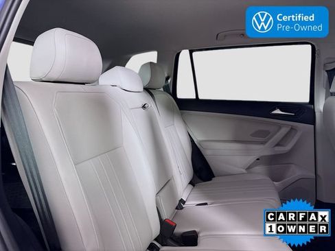 Certified 2024 Volkswagen Tiguan SE AWD/4WD image 26
