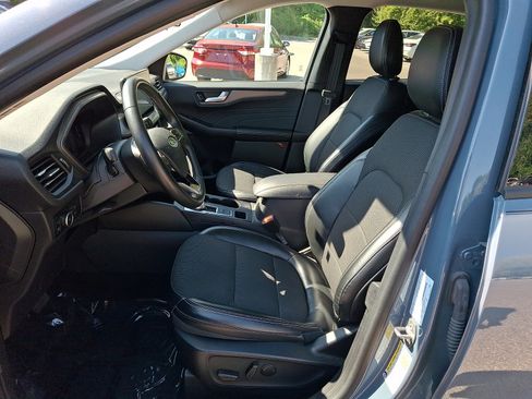 Used 2024 Ford Escape SE FWD image 15