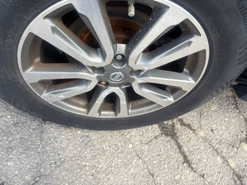 Used 2013 Nissan Pathfinder SL AWD/4WD image 7