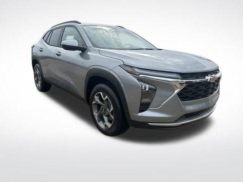 New 2026 Chevrolet Trax LT w/ LT Convenience Package image 7