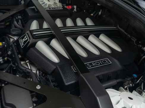 Used 2020 Rolls-Royce Cullinan image 50