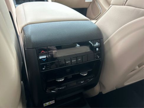 New 2026 Jeep Grand Cherokee L Limited image 40