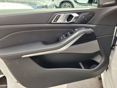 New 2026 BMW X5 xDrive50e w/ Executive Package AWD/4WD image 17