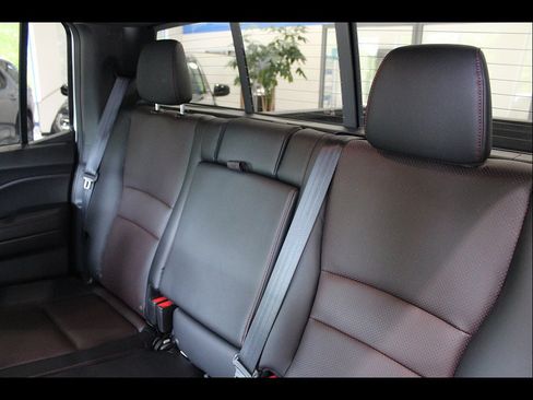 Certified 2023 Honda Ridgeline Black Edition image 17