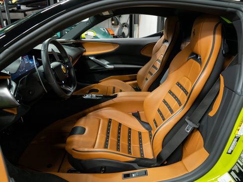 Used 2022 Ferrari SF90 Stradale AWD/4WD image 31