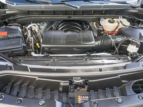 Used 2025 Chevrolet Tahoe Z71 image 25