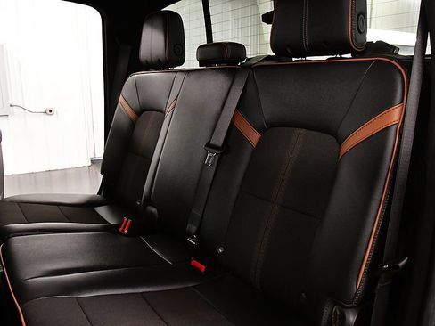 Used 2024 GMC Canyon AT4 AWD/4WD image 28