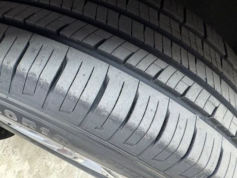 Used 2023 Lincoln Corsair AWD image 29