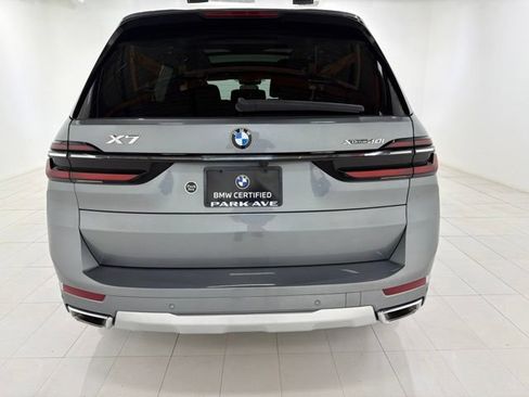 Used 2024 BMW X7 xDrive40i w/ Premium Package AWD/4WD image 4