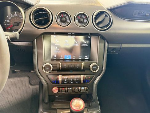 Used 2019 Ford Mustang Shelby GT350 w/ Technology Package RWD image 16