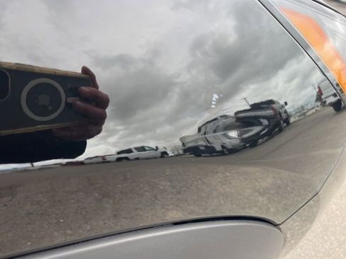 Used 2025 Nissan Rogue SV image 19