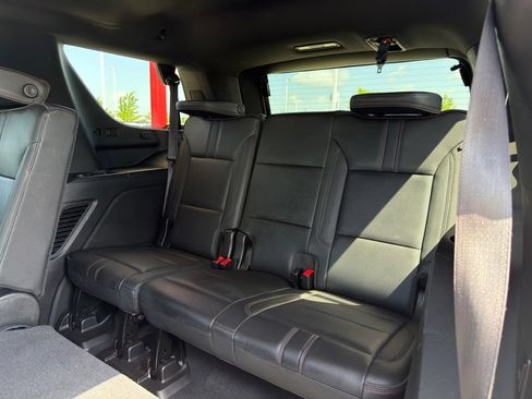 Used 2021 Chevrolet Tahoe RST w/ Luxury Package AWD/4WD image 28
