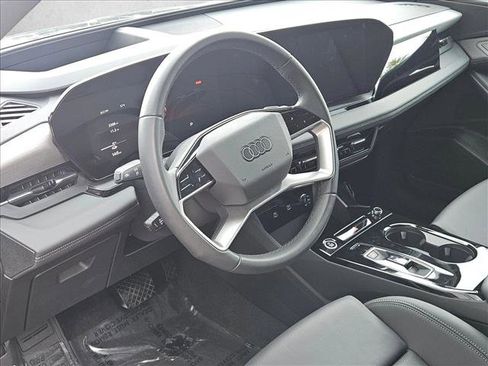 Used 2025 Audi Q6 e-tron Premium Plus w/ Premium Plus image 10