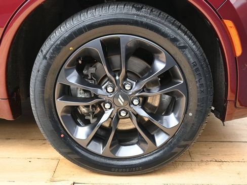 Used 2023 Dodge Durango R/T w/ Blacktop Package AWD/4WD image 15