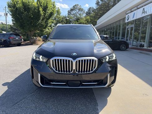 Certified 2026 BMW X5 xDrive40i AWD/4WD image 3