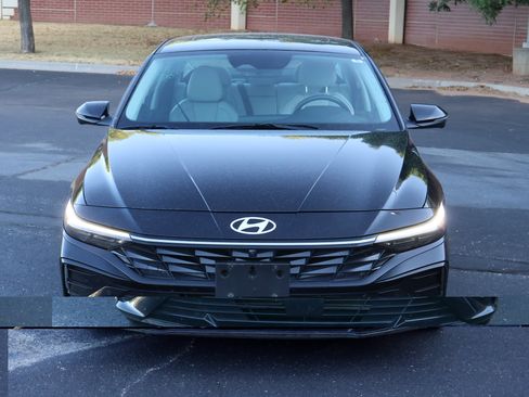 Used 2024 Hyundai Elantra Limited FWD image 27