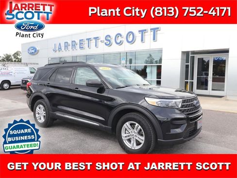 Used 2022 Ford Explorer XLT image 1