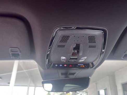 Used 2023 Cadillac Lyriq 2WD image 27