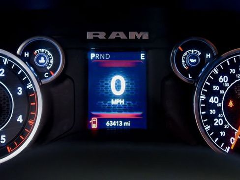 Used 2024 RAM 2500 Big Horn AWD/4WD image 21