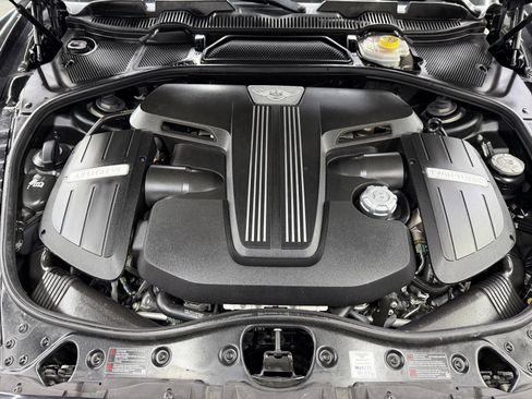 Used 2017 Bentley Continental GT image 26