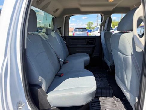 Used 2019 RAM 1500 Express w/ Wheel & Sound Group AWD/4WD image 15