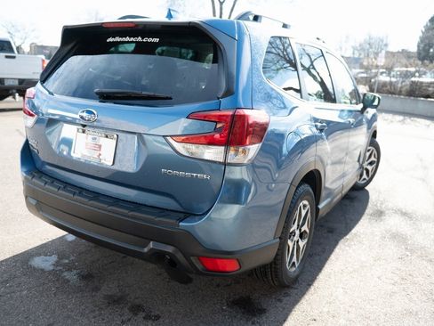 Certified 2023 Subaru Forester Premium image 6