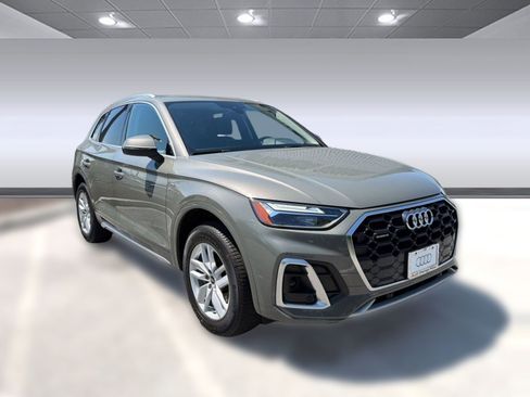 Certified 2023 Audi Q5 2.0T Premium w/ Convenience Package AWD/4WD image 7