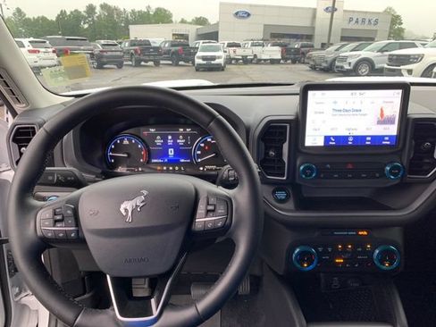 Certified 2024 Ford Bronco Sport Outer Banks w/ Tech Package AWD/4WD image 27