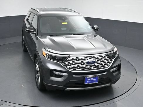 Used 2020 Ford Explorer Platinum w/ Premium Technology Package AWD/4WD image 48