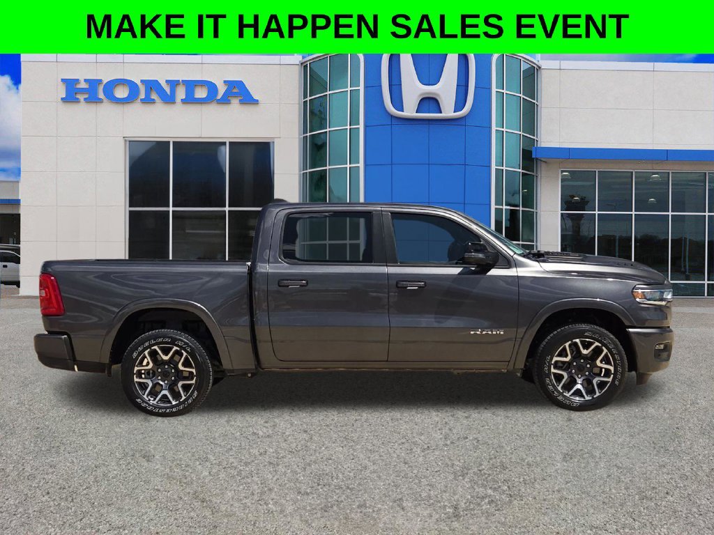 Used 2025 RAM 1500 Laramie w/ Sport Appearance Package AWD/4WD image 2