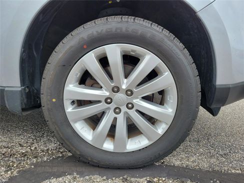 Used 2013 Subaru Forester 2.5X Limited AWD/4WD image 5