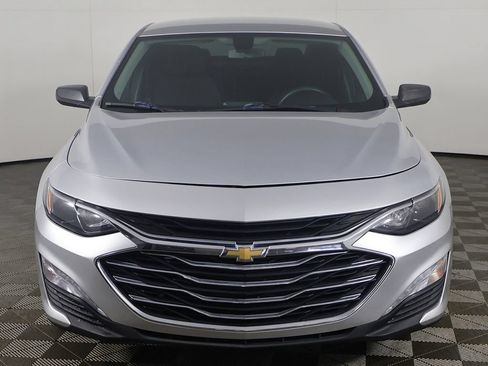 Used 2021 Chevrolet Malibu LT FWD image 8