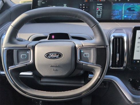 New 2025 Ford Expedition Platinum w/ Stealth Performance Package image 14