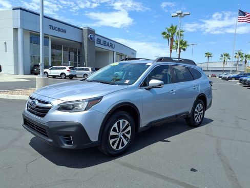 Used 2021 Subaru Outback Premium AWD/4WD image 8