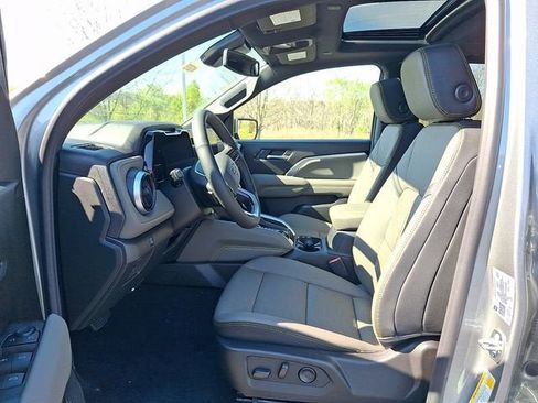 New 2026 Chevrolet Colorado ZR2 w/ Technology Package AWD/4WD image 5