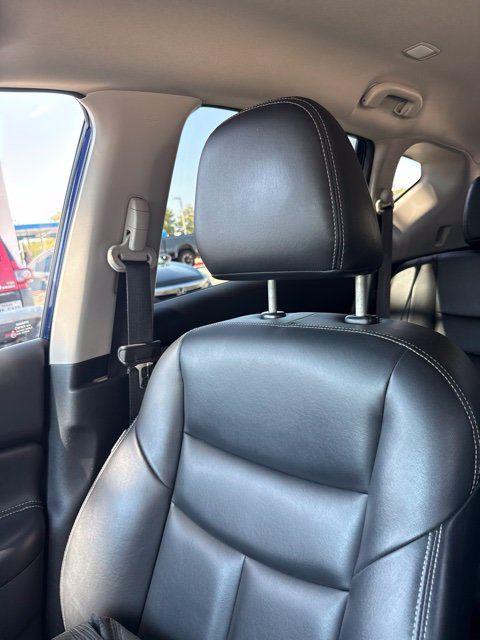 Used 2023 Nissan Murano SV AWD/4WD image 10
