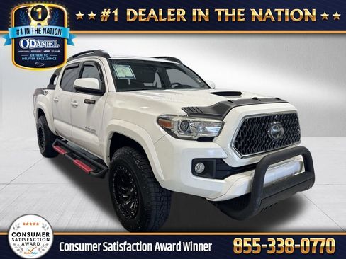 Used 2019 Toyota Tacoma TRD Sport RWD image 1