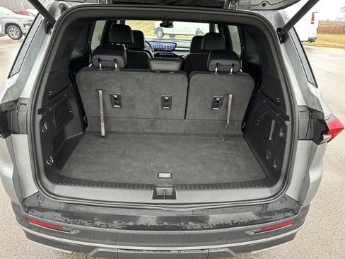 Used 2025 Buick Enclave Preferred image 7