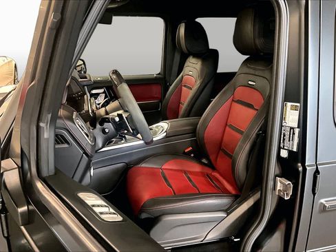Used 2025 Mercedes-Benz G 63 AMG 4MATIC image 8