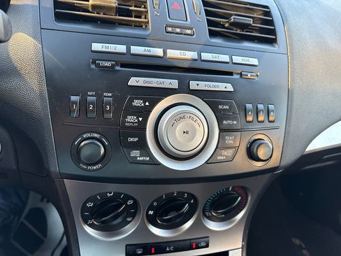 Used 2011 MAZDA MAZDA3 s Sport w/ Tech Pkg image 25