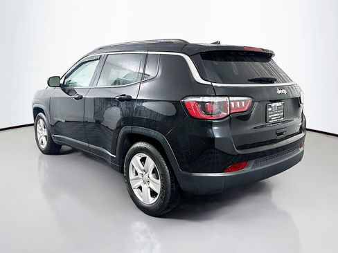 Used 2022 Jeep Compass Latitude image 5